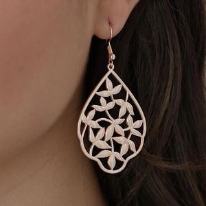 ❤️🔥5/$25❤️🔥 Taj Mahal Rose Gold Earrings